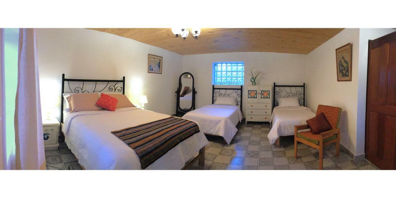 Caraz Intirumi Inn מראה חיצוני תמונה